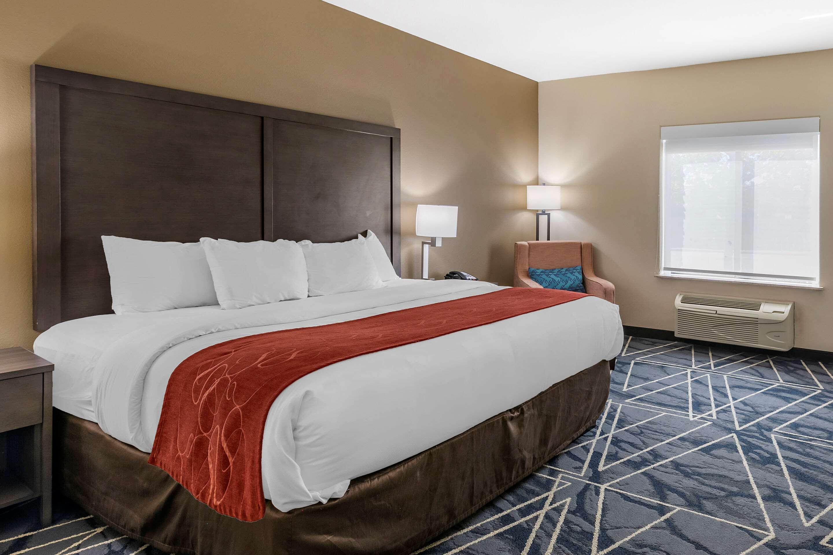Hotel Comfort &