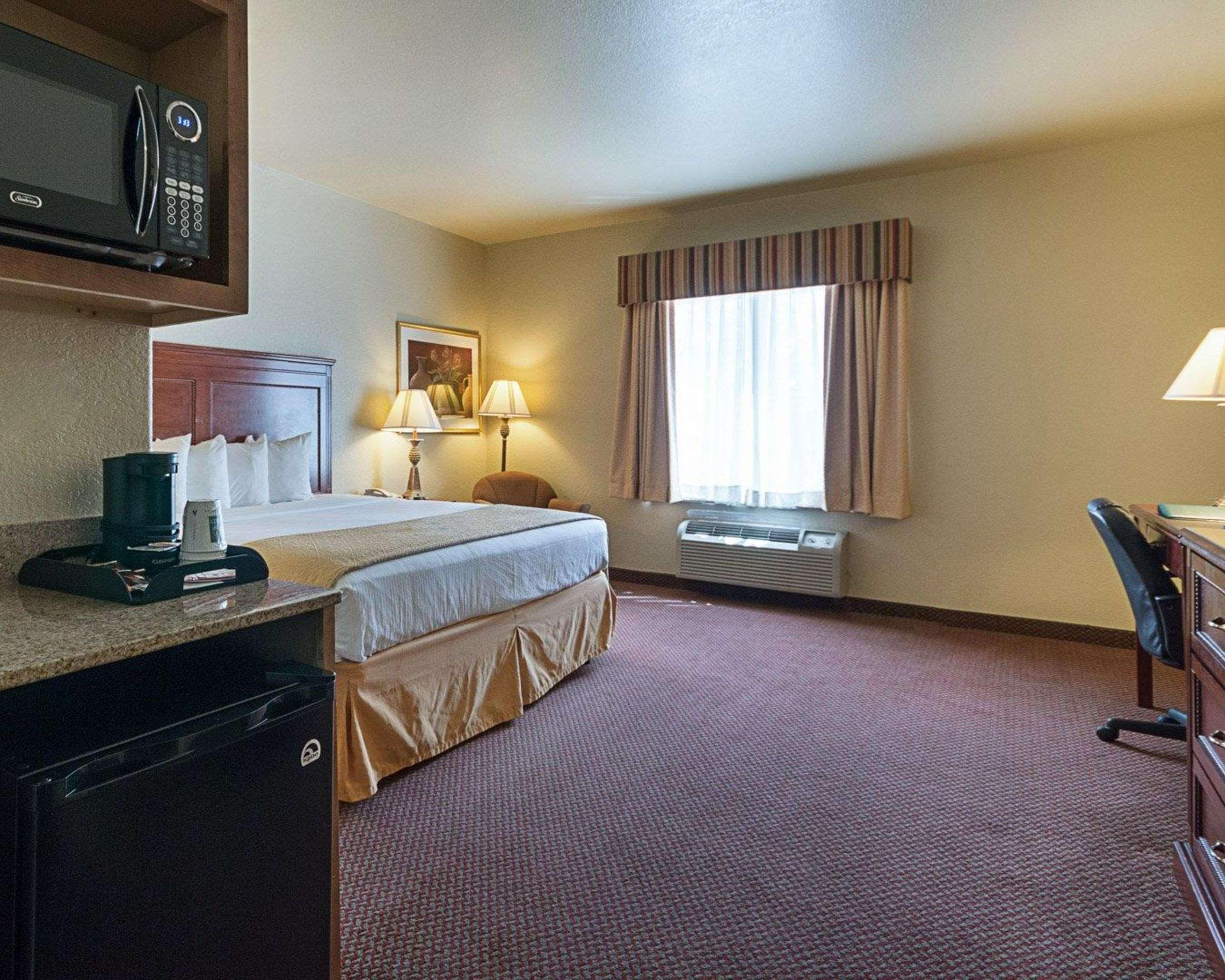Comfort & Hotel Lubbock